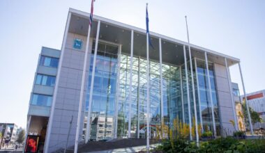 Tromsø kommune ba Chat GPT om å late som den var prosjektleder og legge fram forslag til ny skolestruktur i kommunen.