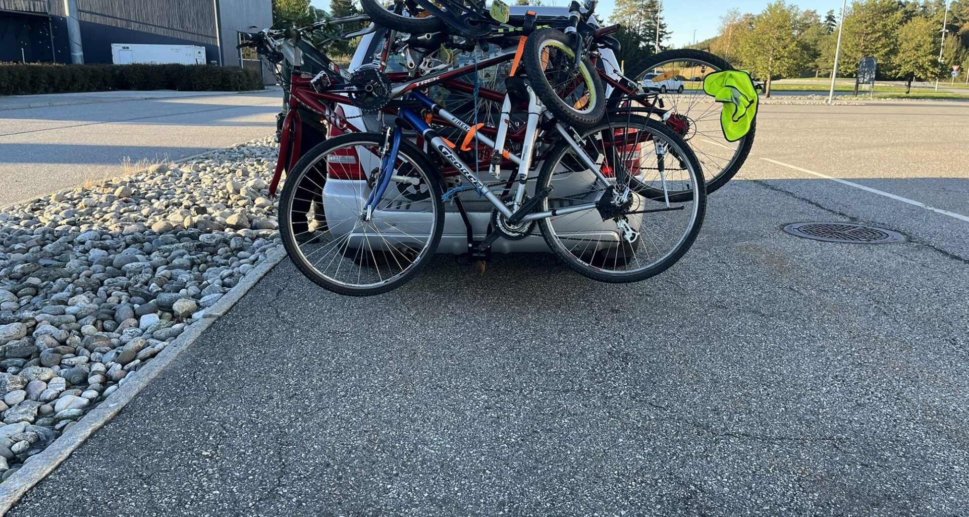Statens vegvesen, Svinesund | Stanset denne bilen på vei ut av landet