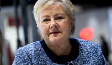 Erna Solberg, Politikk | Erna Solberg varsler sin avgang som Høyre-leder