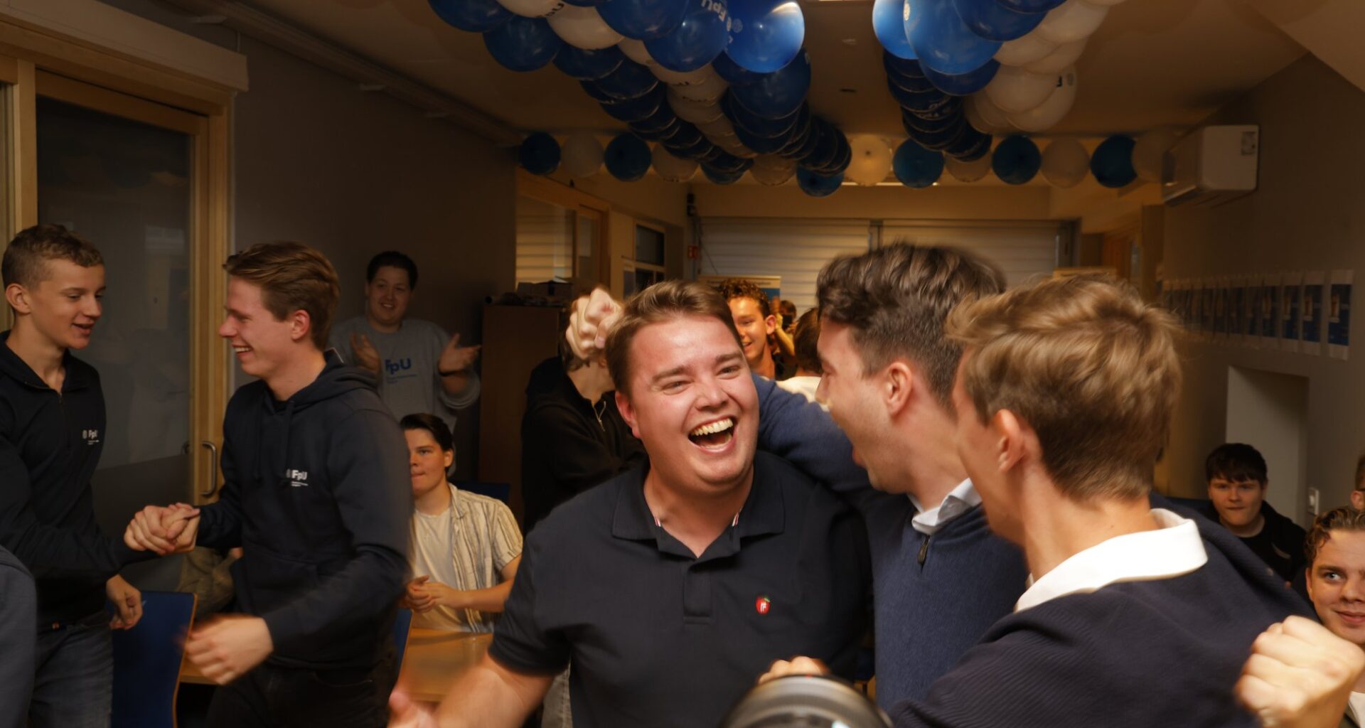 Skolevalg, Politikk | Her jubler vinnerne av skolevalget