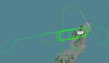 Flyvningen til et testfly fra Airbus over Andøya så langt i dag, da klokken 14.58 i dag. Flyet har i korte perioder forsvunnet for Flightradar24-tjenesten. Dette kan skyldes jammertesten pågår i området denne uka. Flyet deltar trolig i øvelsen.