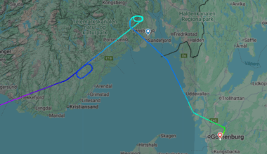 Fly, Trafikk | Ryanair-fly på vei til Torp nødlandet i Göteborg