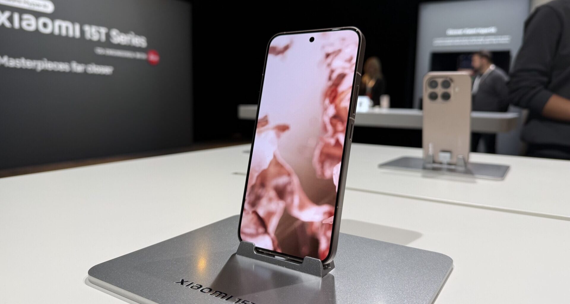 Xiaomi lanserer 15T-serien med Leica-kamera og offline-kommunikasjon 5