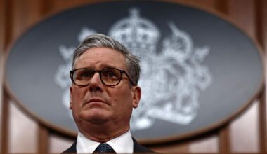 Labour i krise etter ministeravgang