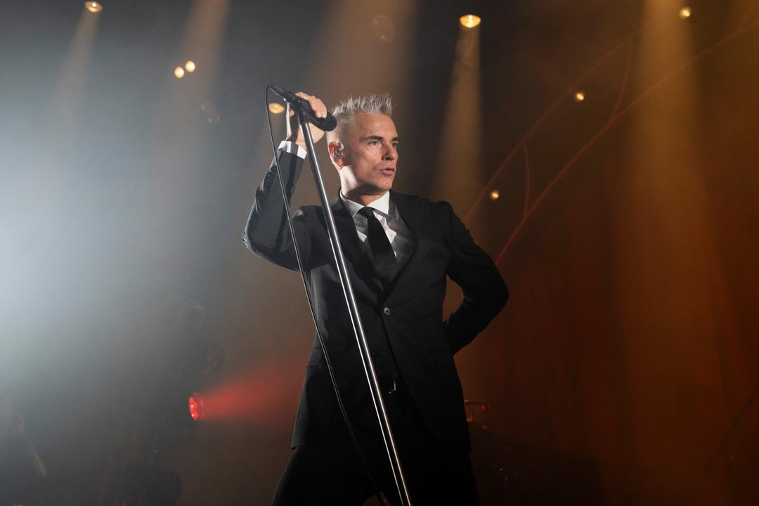 Janove Ottesen i Kaizers Orchestra hyller avdød venn