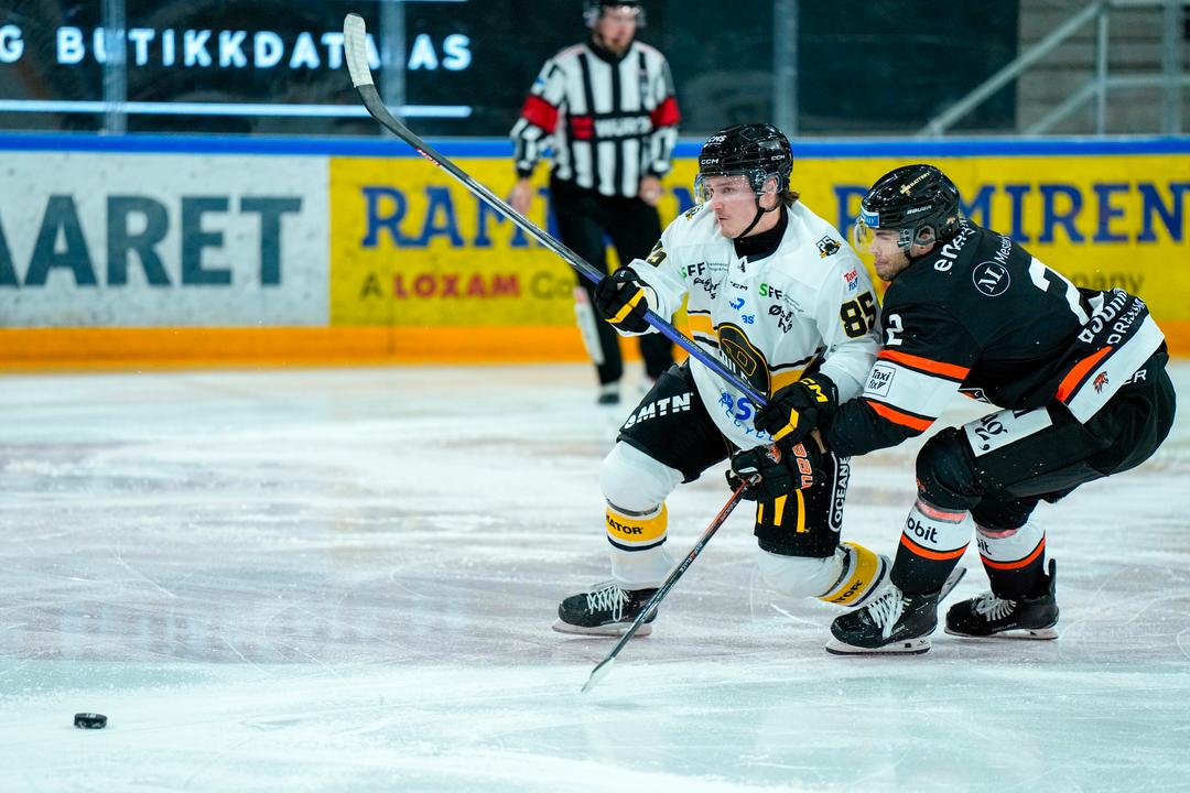 Hockeythriller i Stavanger – Oilers vant etter straffeslag