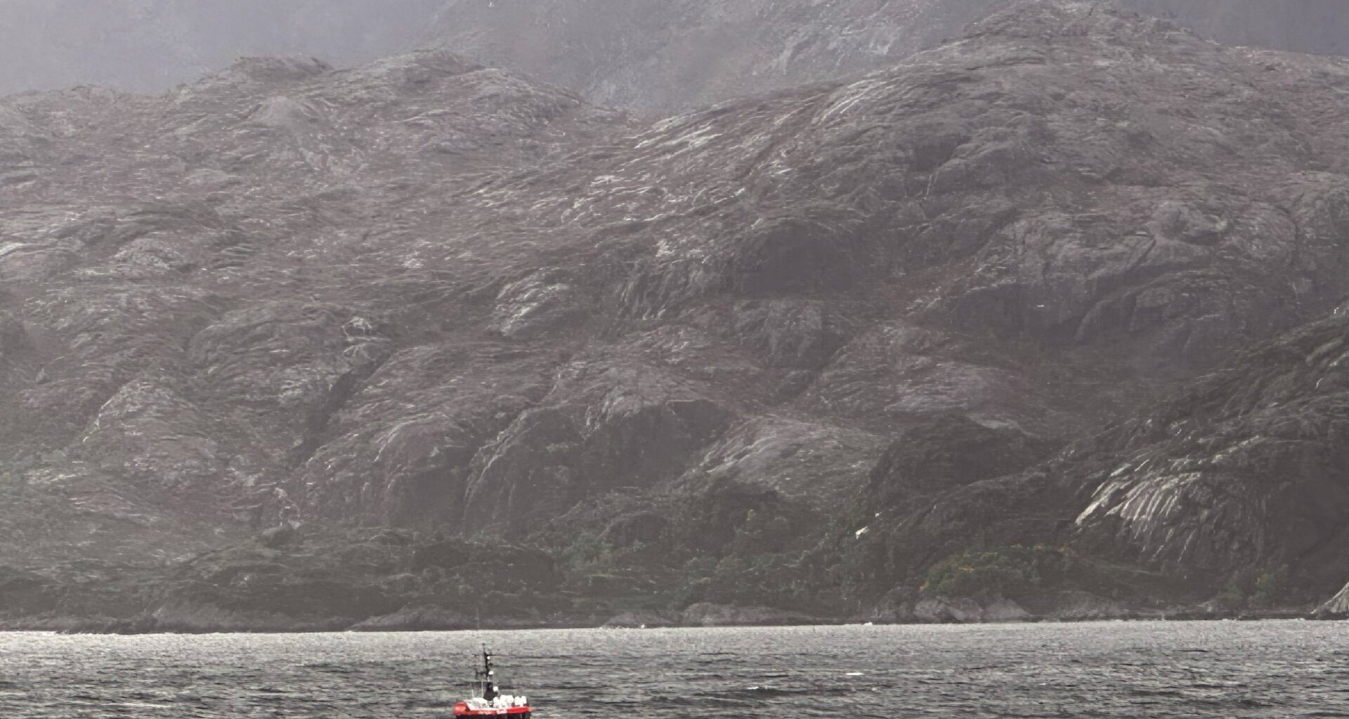 Lofoten, Ulykke | Avslutter redningsaksjonen i Lofoten – leter etter antatt omkommet