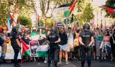 Vueltaens avslutningsetappe avlyst etter massive Palestina-protester - VG