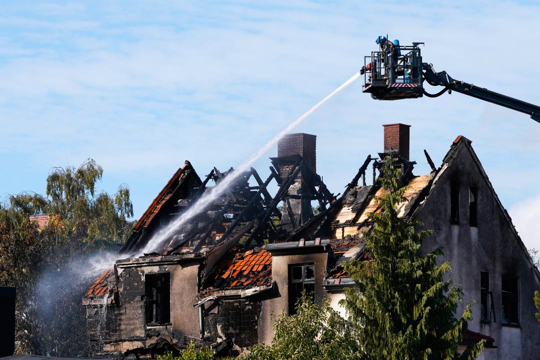 Tre kvinner funnet omkommet – en fortsatt savnet etter husbrann i Hamar