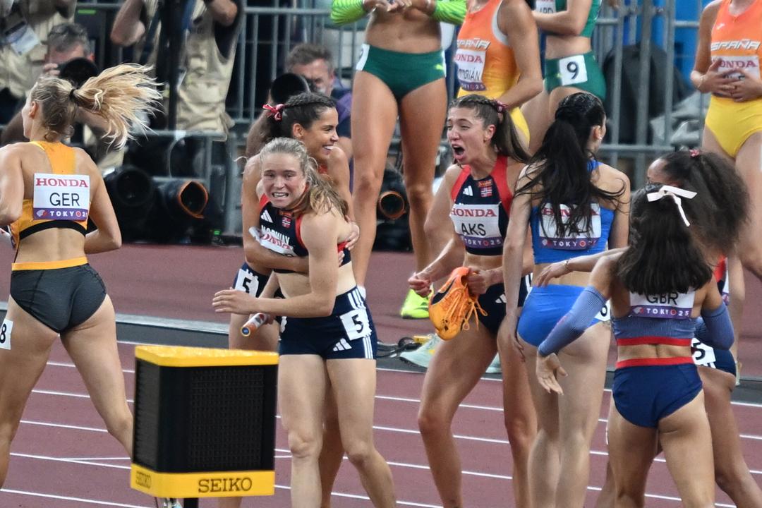 Norsk rekord og VM-finale for stafettjentene