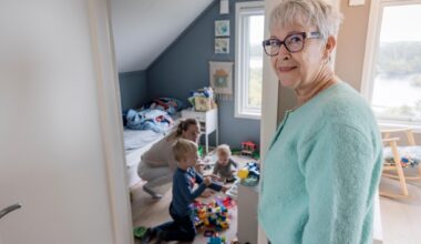 Pensjonisten Randi Tronstad (69) har jobbet som frivillig familiekontakt i Home-Start Kristiansand.