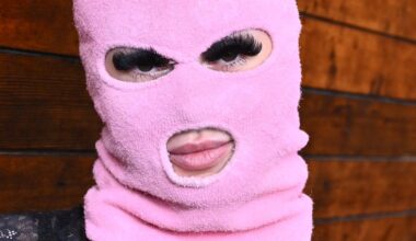 Fröken Snusk i tårer uten maske