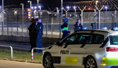 Politiet på plass ved Kastrup mandag kveld.