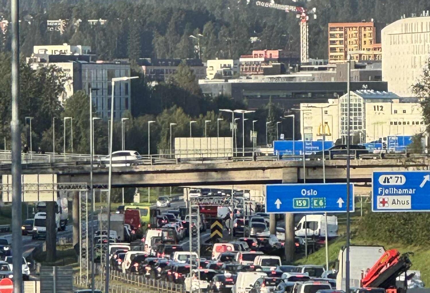 Trafikk, Trafikkulykke | Trafikkulykke: – Så å si full stans