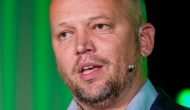 Politikk, Nyheter | Flertall blant Sps folkevalgte ber Vedum trekke seg