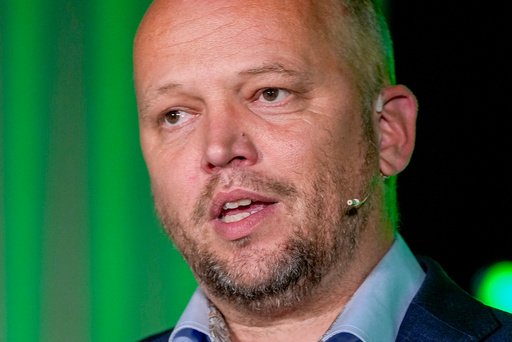 Politikk, Nyheter | Flertall blant Sps folkevalgte ber Vedum trekke seg