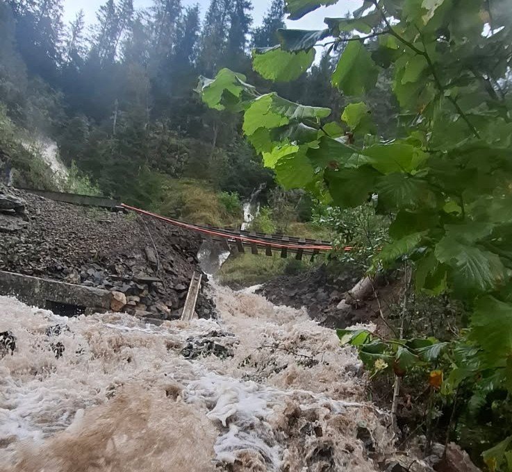 Trafikk, Blålys | Ras mellom Egersund og Moi: Sørlandsbanen stengt - Dalane Tidende