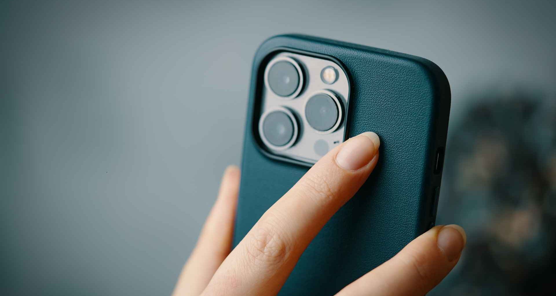 Denne vanen ødelegger mobilen din – de fleste gjør den hver eneste dag