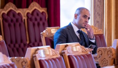 Høyre-politikere flørter med Senterpartiet på Stortinget – NRK Norge – Oversikt over nyheter fra ulike deler av landet