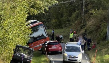 Nyheter, Bergen | Buss med skoleelever kjørt av veien