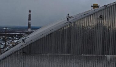 Strømbrudd ved atomkraftverk i Ukraina etter russisk angrep