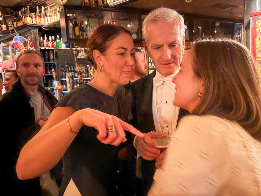 – Kongen er helt konge