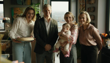 Anmeldelse: Tv-serien Nepobaby på TV2: Middelklassen til unnsetning