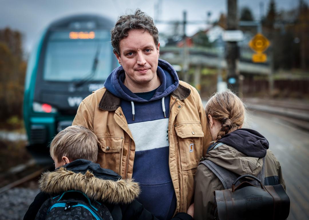 Søskenparet kommer seg ikke hjem fra skolen