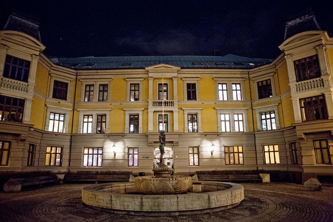 Aschehoug-eierne vil selge forlaget