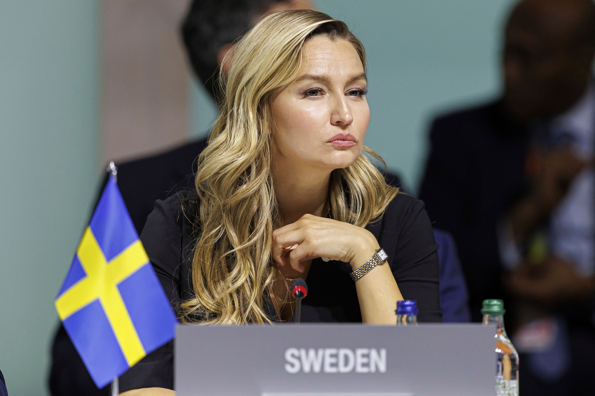 Sveriges energiminister Ebba Busch får hastverk med å gjøre lovendringer for å unngå bøter fra EU.