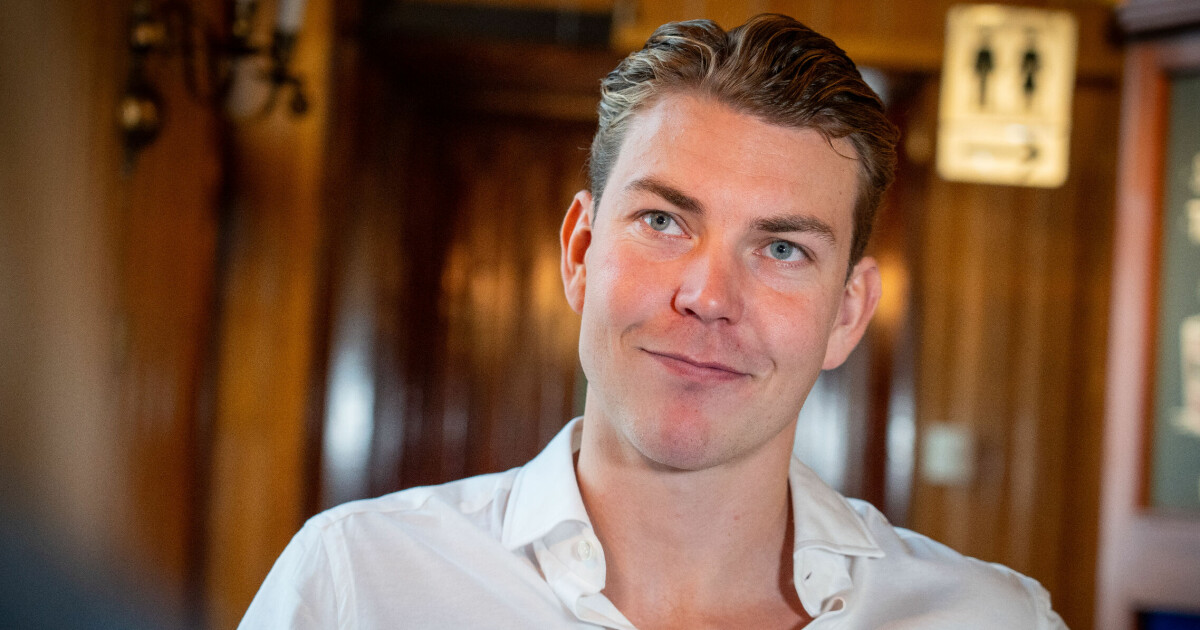 Oskar Westerlin ute av «Hotellet»