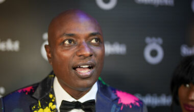 Durek Verrett lover bort pengepremie