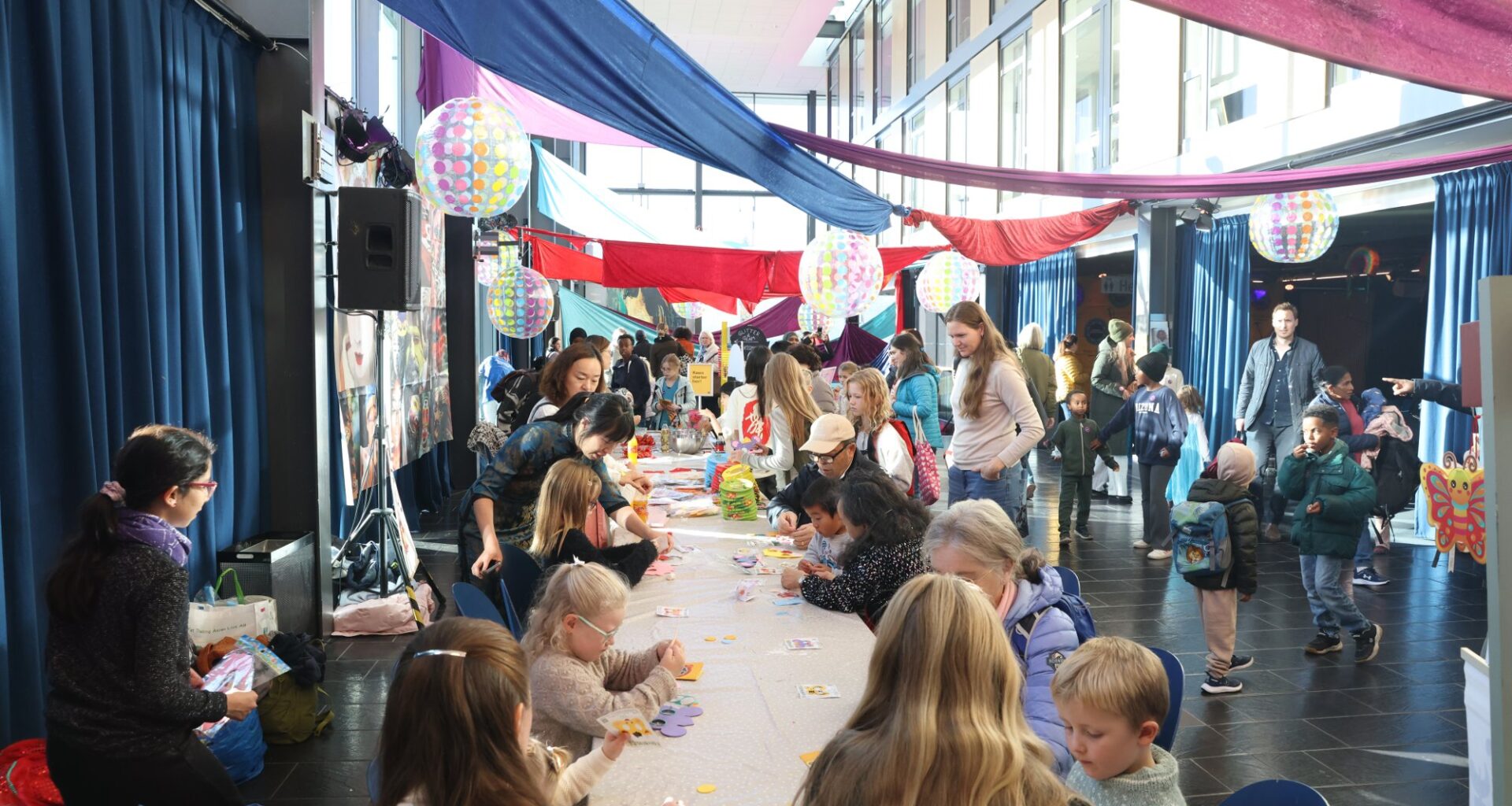 Asker sentrum, Kultur | Derfor er det fullt av folk i sentrum lørdag