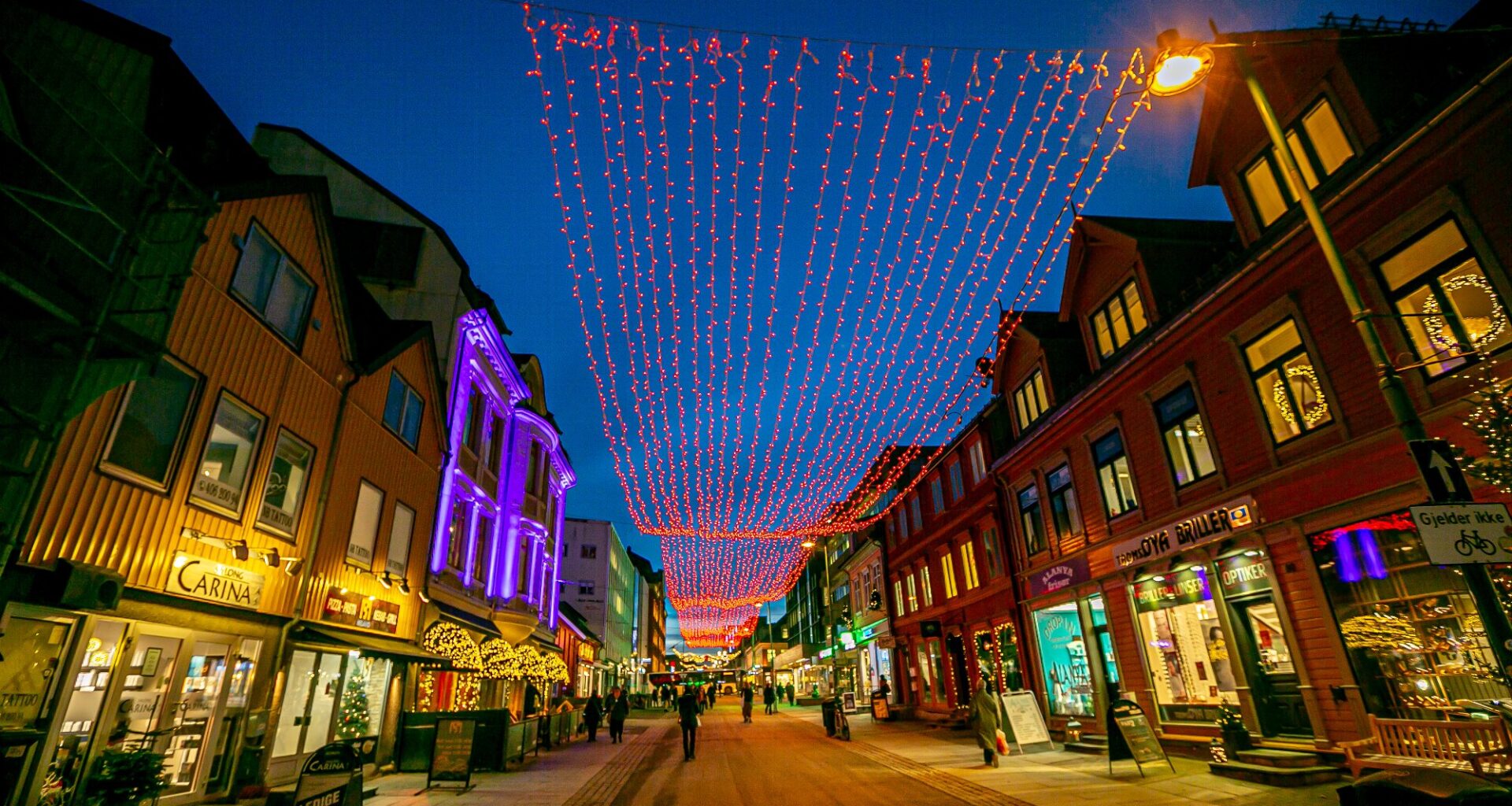 Politiet i Troms, Fyllebråk | Fant full mann liggende i Storgata