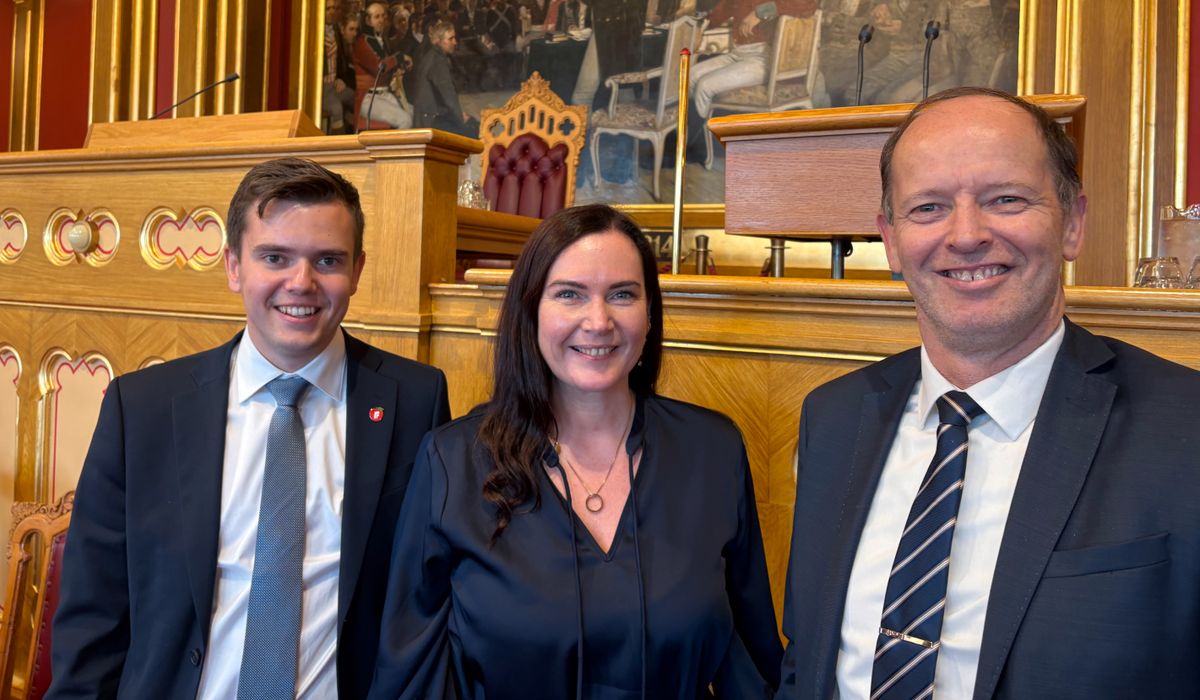 (+) Starter stortings­livet med kun sju kjoler: – Det kommer mer, forsikrer Molvær - smp.no