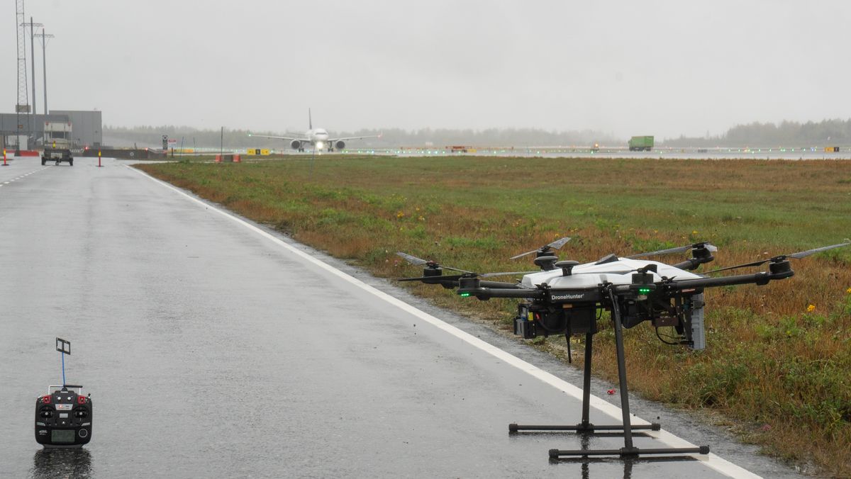 Antidroneøvelse på Oslo Lufthavn, Gardermoen i september 2021.