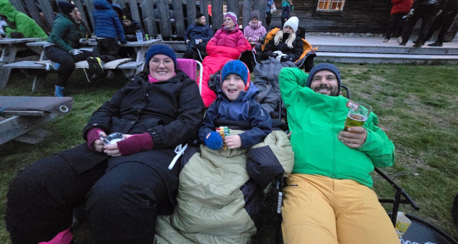 Kultur, Trysil | Alan (5) falt pladask for onkels store favorittfilm: Storkoste seg på utekino