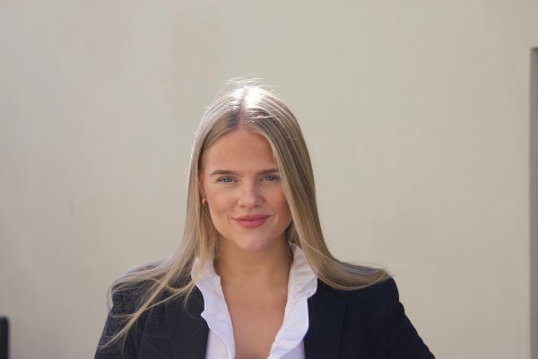 Gyda Oddekalv er partileder i Generasjonspartiet og jusstudent ved Universitetet i Bergen.