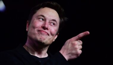 Elon Musk lover et fullstendig AI-generert spill innen neste år -