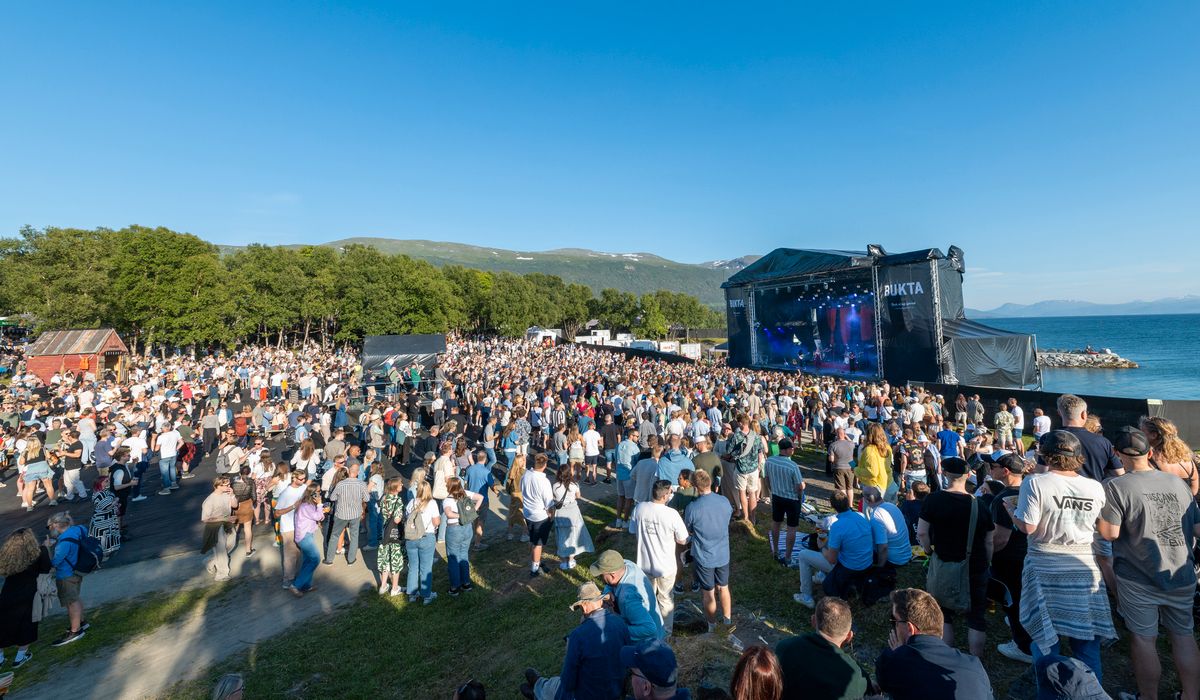 De første Bukta-artistene er klare