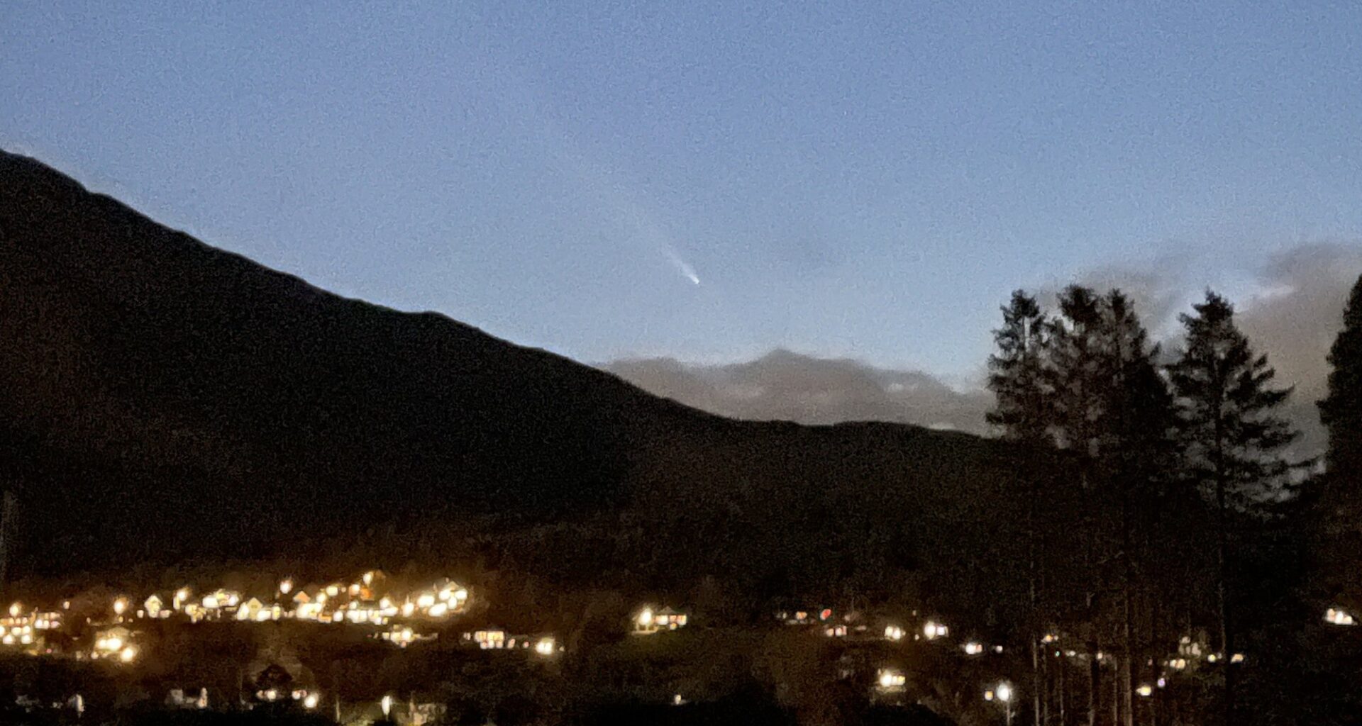 Komet, Verdensrommet | Komet-bonanza dei neste vekene - Kvinnheringen