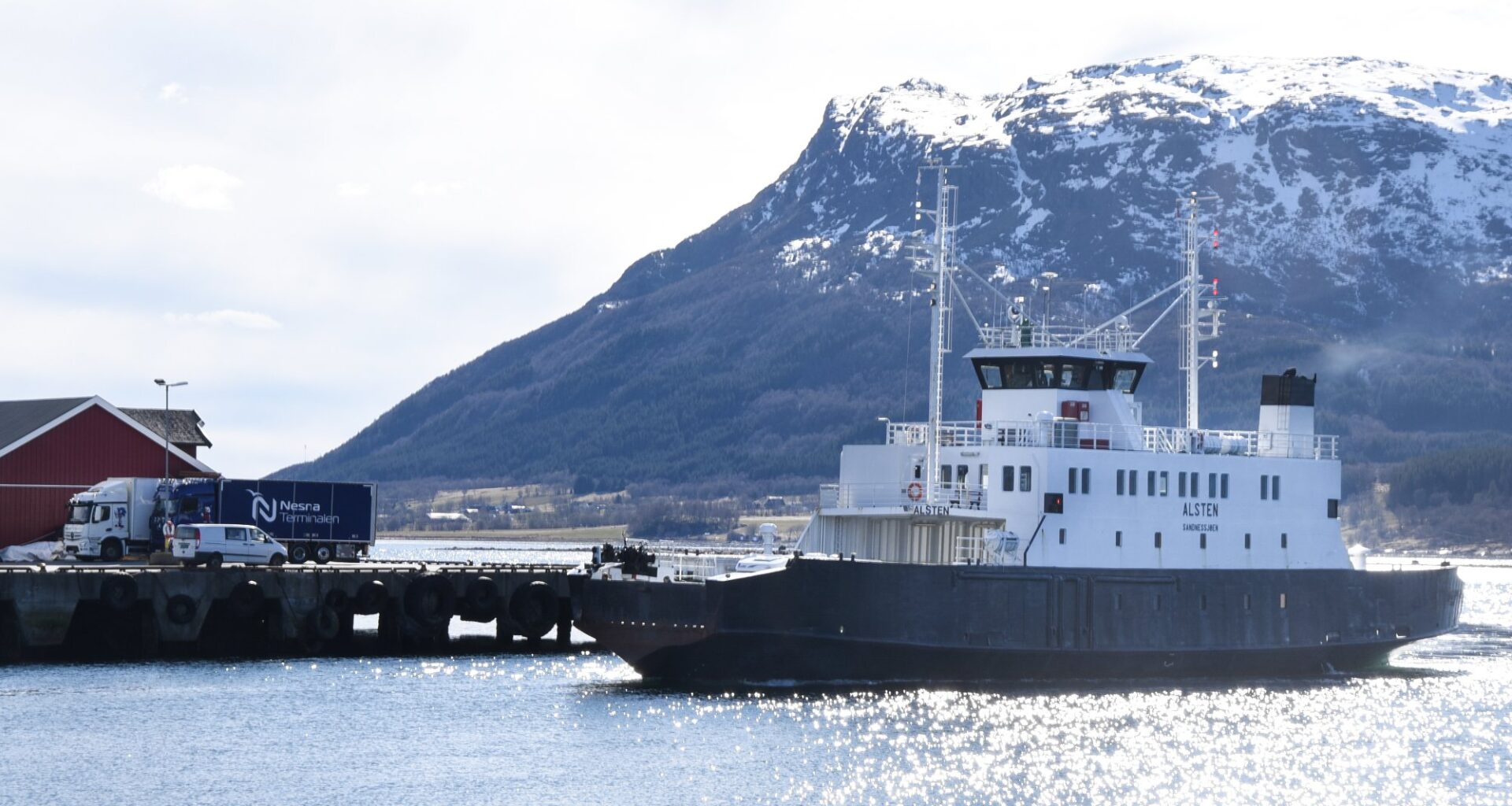 Politikk, Nordland | Regjeringen snur om gratis ferje og sletting av studielån: – Vi skal holde det vi lover