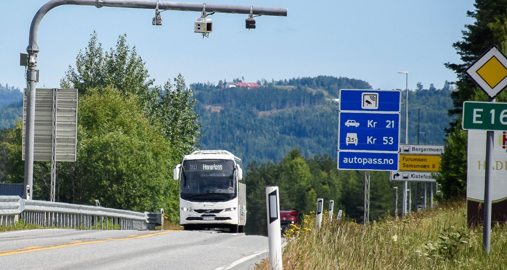 Trafikk, Bompenger | Utlendinger har «sluppet unna»