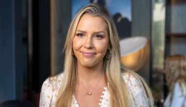 Aurora Gude, Brudd | Aurora Gude røper brudd