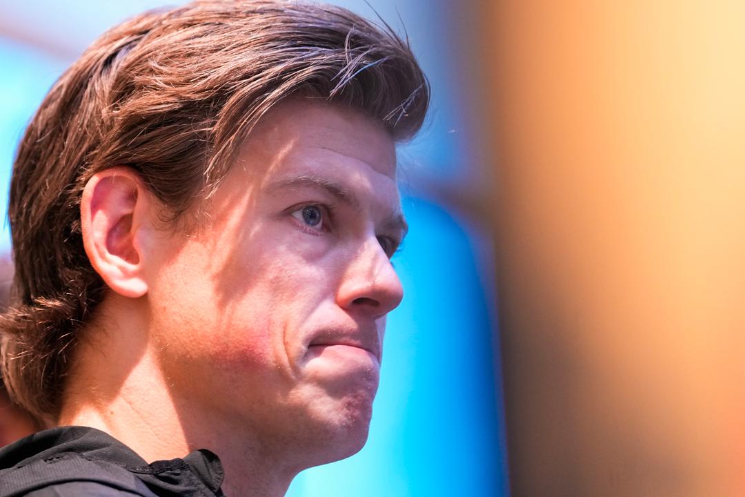 Johannes Høsflot Klæbo om kompisen Lucas Chanavats skadesituasjon: – Veldig frustrerende