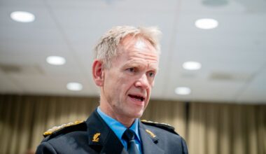 Politi­direk­tøren trekker påstand om bestil­lings­drap: – Har formu­lert meg upresist