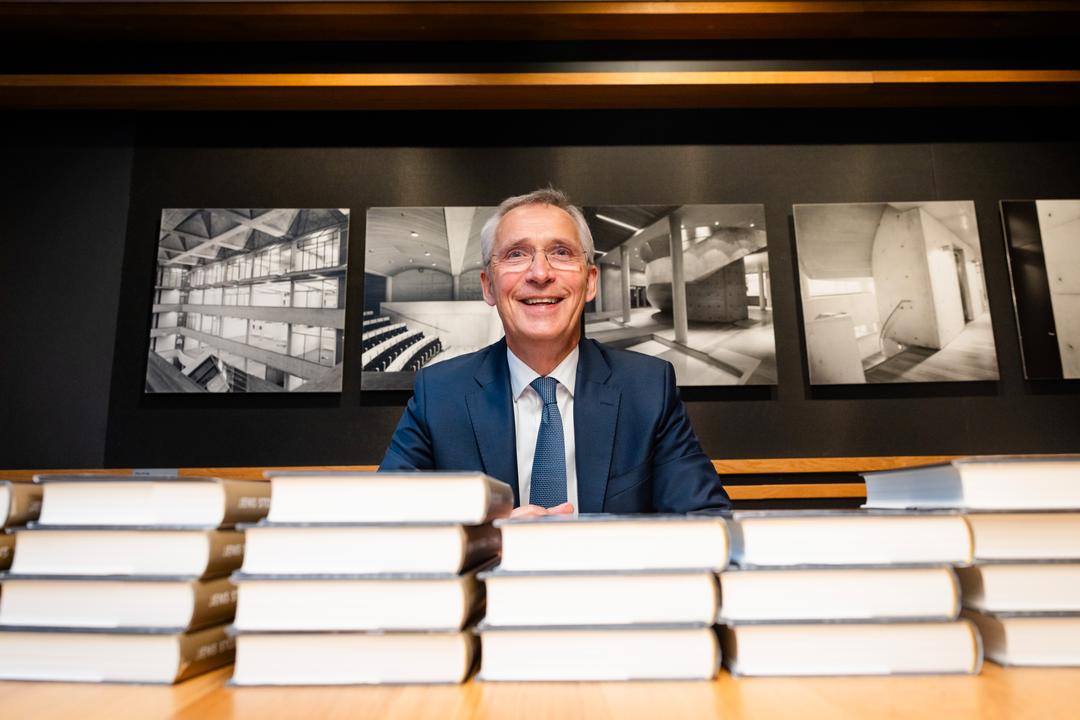 Nå selger han mest i Norge