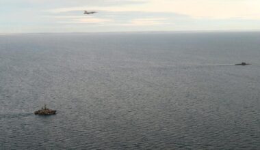 Det svenske forsvaret følger russisk ubåt