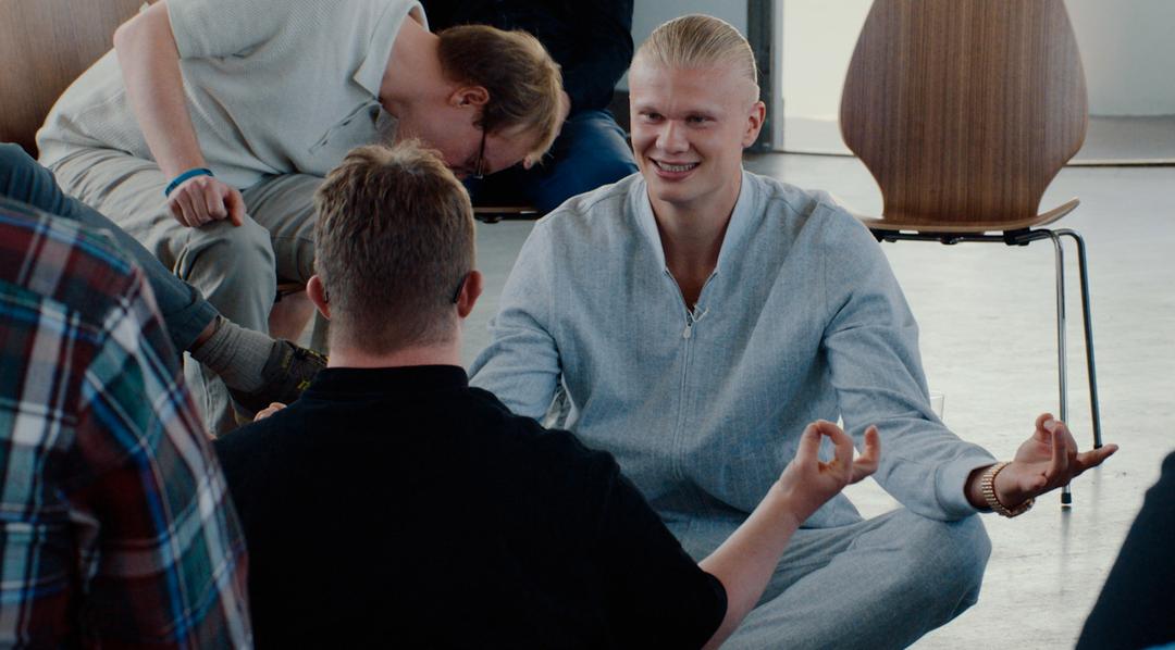 Hangeland hyller Haalands opptreden i NRK-serien «A-laget»