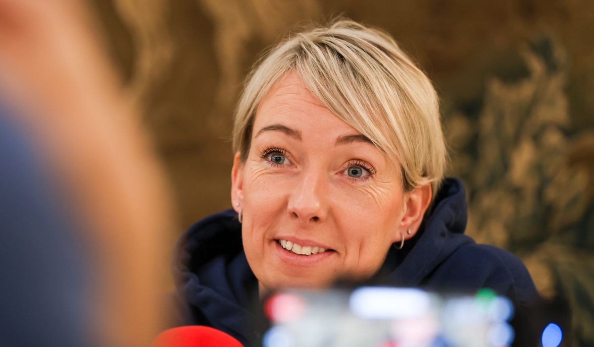 Superveteranen Lunde (45) åpner for videre Serbia-spill: – Vi har en fin dialog